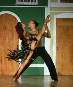 latin salsa dancers